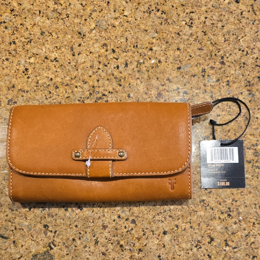 Frye Olivia Wallet Tan